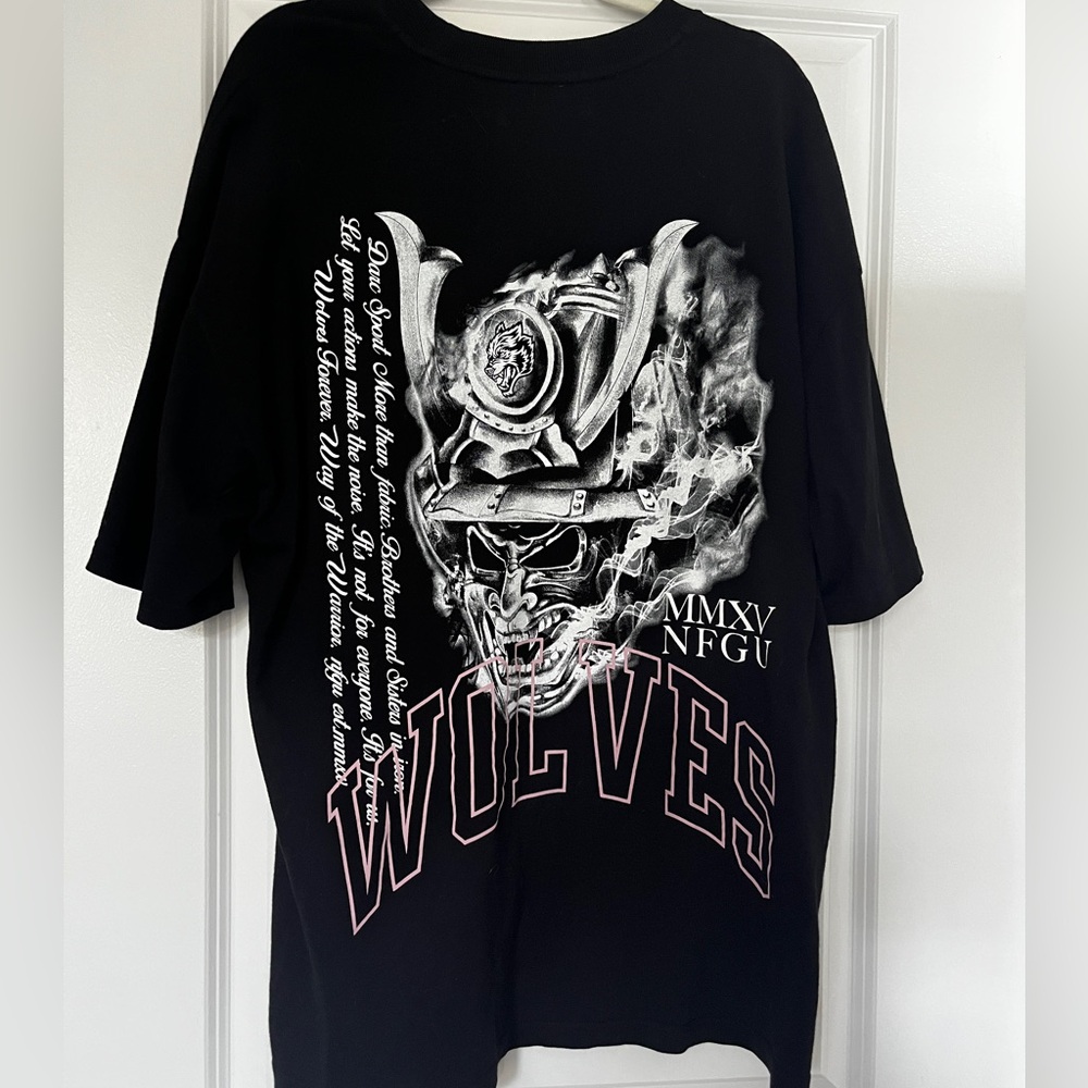 Darc Sport Black Short Sleeve Tees with Intricate Graphics
